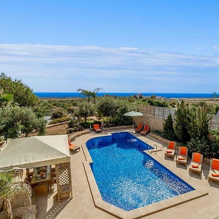The Almonds Luxury Villa San Lawrenz Buitenkant foto