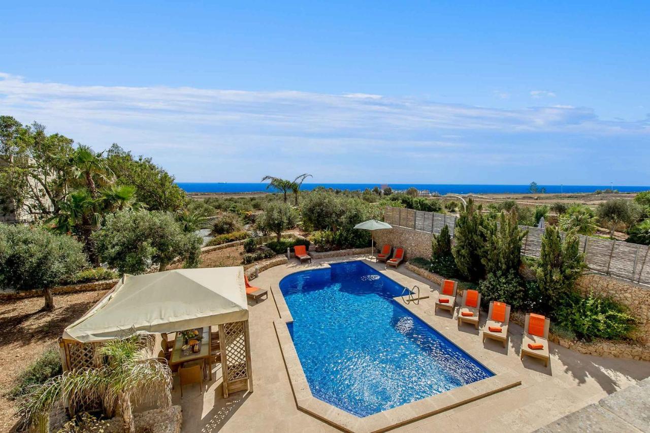 The Almonds Luxury Villa San Lawrenz Buitenkant foto