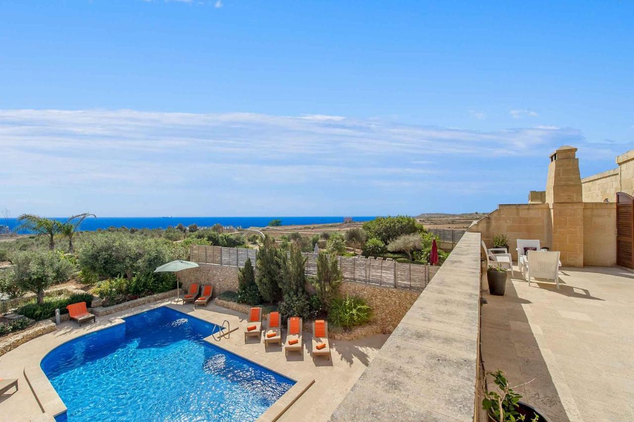 The Almonds Luxury Villa San Lawrenz Buitenkant foto