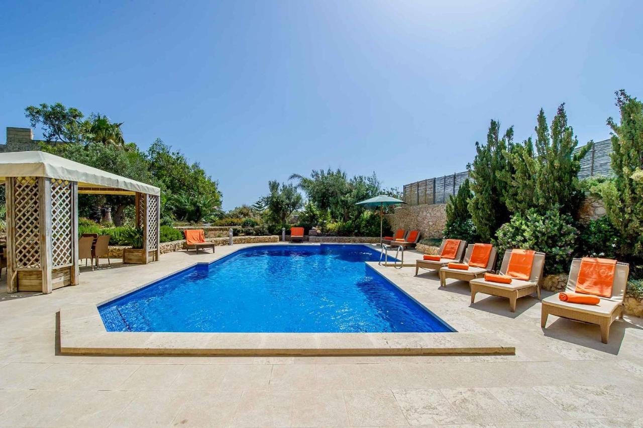 The Almonds Luxury Villa San Lawrenz Buitenkant foto