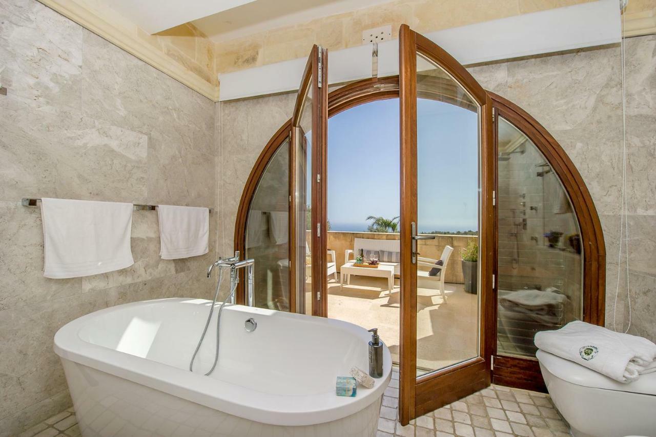 The Almonds Luxury Villa San Lawrenz Buitenkant foto